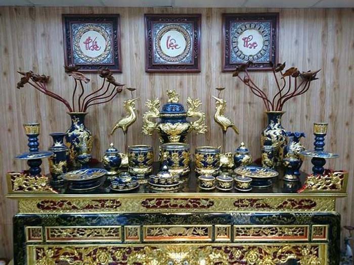 Cách thay bát hương cũ để tránh phạm vào những điều đại kỵ