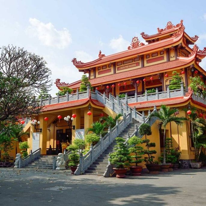 Top 5 chùa đẹp ở Sài Gòn mà lại nổi tiếng linh thiêng