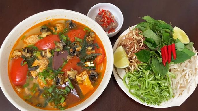 TOP 5 quán bún riêu Sài Gòn gây “mê hoặc” nhất hiện nay