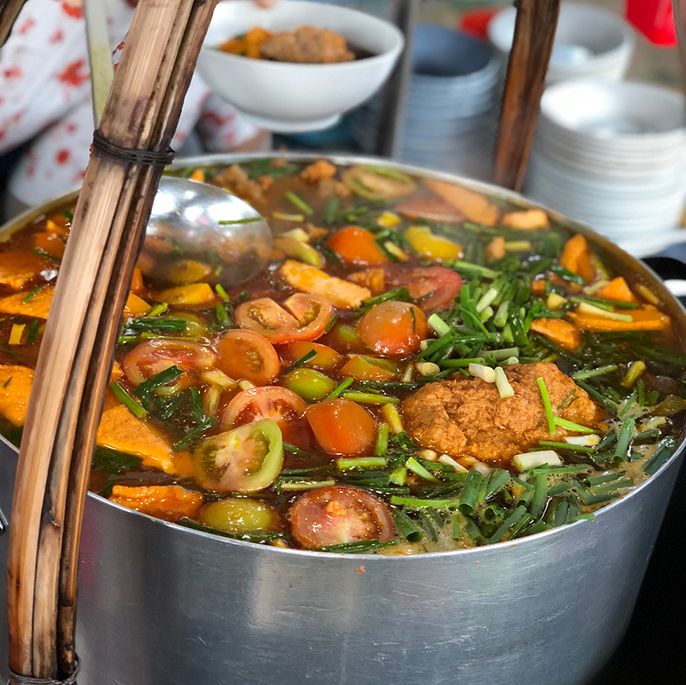 TOP 5 quán bún riêu Sài Gòn gây “mê hoặc” nhất hiện nay