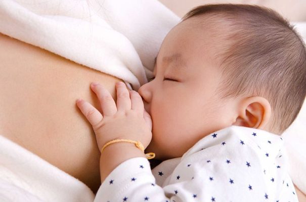 Tại sao trẻ dậy chơi đêm? 4 biện pháp giúp khắc phục tình trạng này