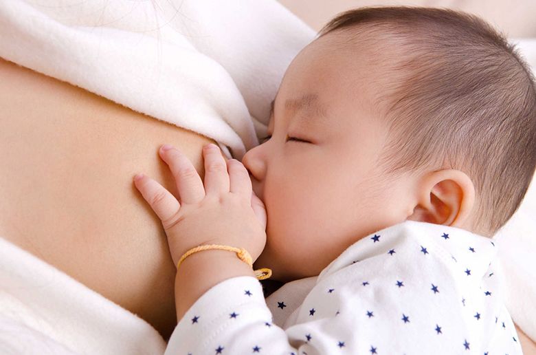 Tại sao trẻ dậy chơi đêm? 4 biện pháp giúp khắc phục tình trạng này
