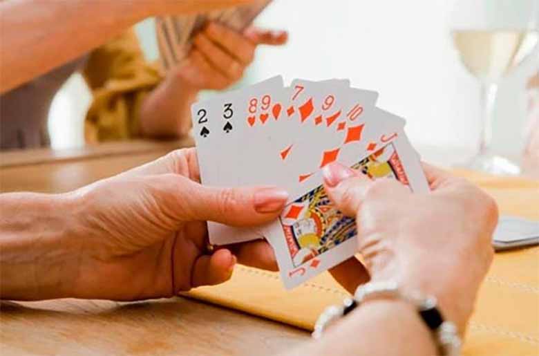 Học Ngay 7 Kinh Nghiệm Đánh Bài Phỏm Để Không Bao Giờ Thua