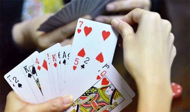 Bí quyết chơi bài Tiến Lên hay, đánh đâu thắng đó