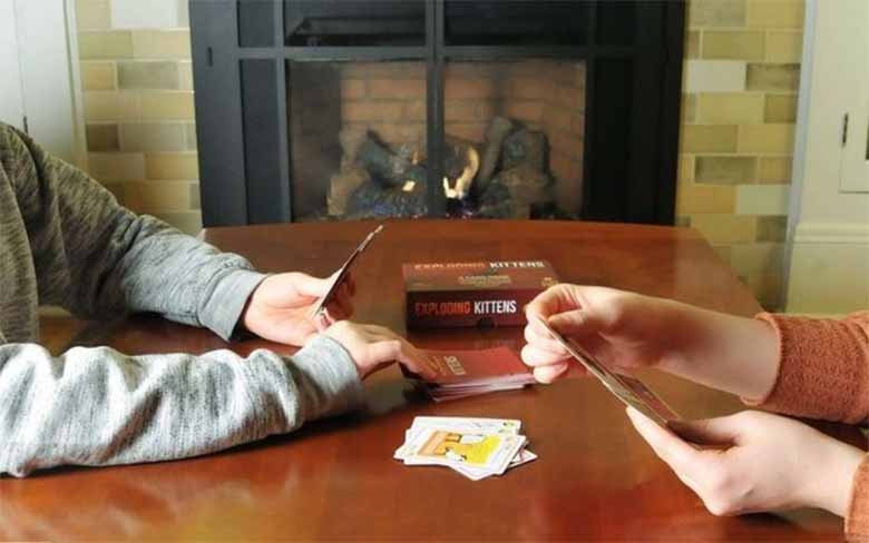 Bài Mèo Nổ Có Gì Hấp Dẫn? Những Lý Do Khiến Trò Chơi Này Bùng Nổ