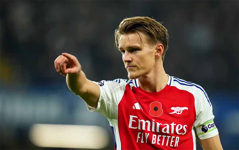 Top 5 cầu thủ Arsenal chơi ấn tượng nhất mùa giải 2024/25