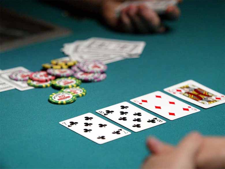 Tổng hợp thuật ngữ poker cơ bản và nâng cao dễ nhớ nhất

