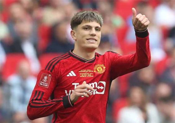 Garnacho: Tài Năng Trẻ Argentina Chinh Phục Premier League