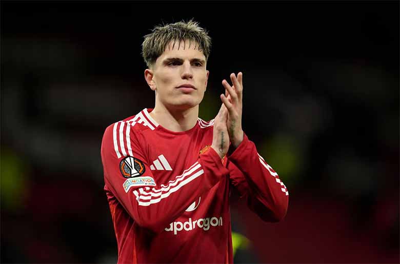 Garnacho: Tài Năng Trẻ Argentina Chinh Phục Premier League 