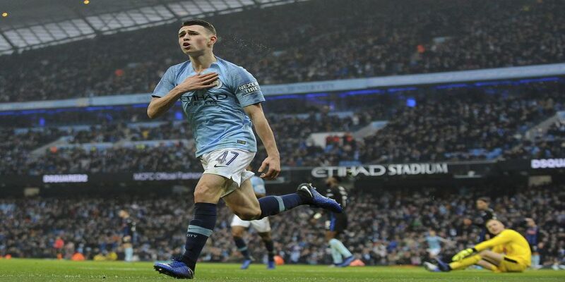 Tiểu sử cầu thủ Phil Foden - Chàng trai vàng của bóng đá Anh