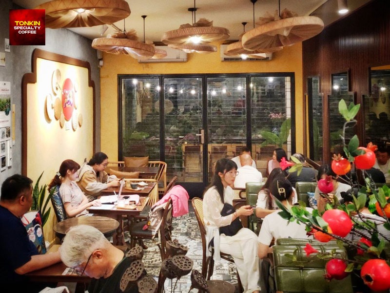Cà phê trứng ngon ở TP. HCM? Đến Tonkin Coffee ngay!